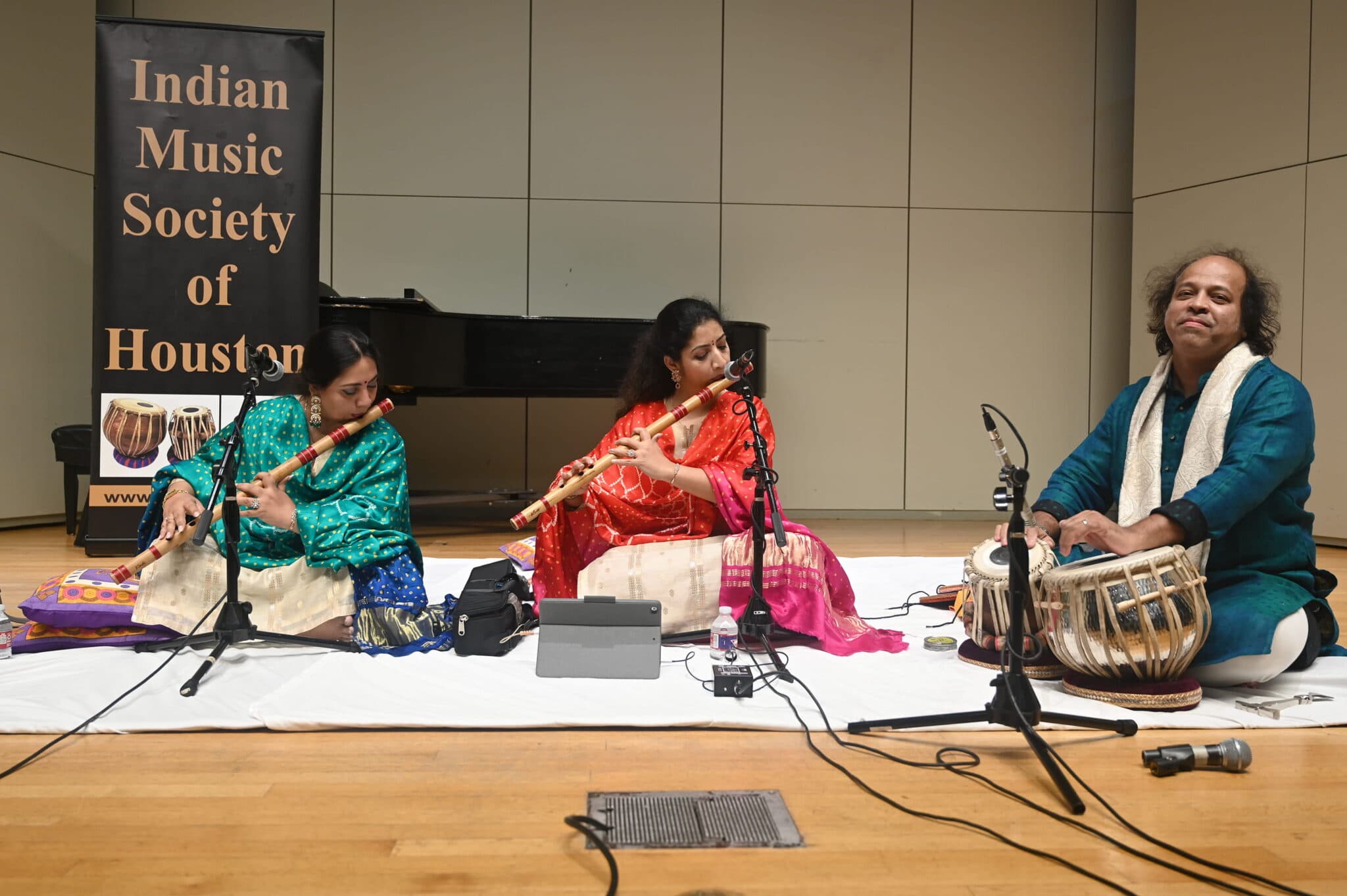 Flute Recital by Pt. PadmaShri Ronu Majumdar